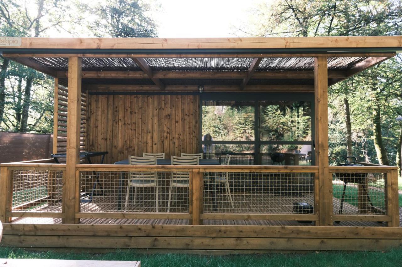 Lodge Avec Spa Privatif - Foret Et Lac Liginiac Bagian luar foto