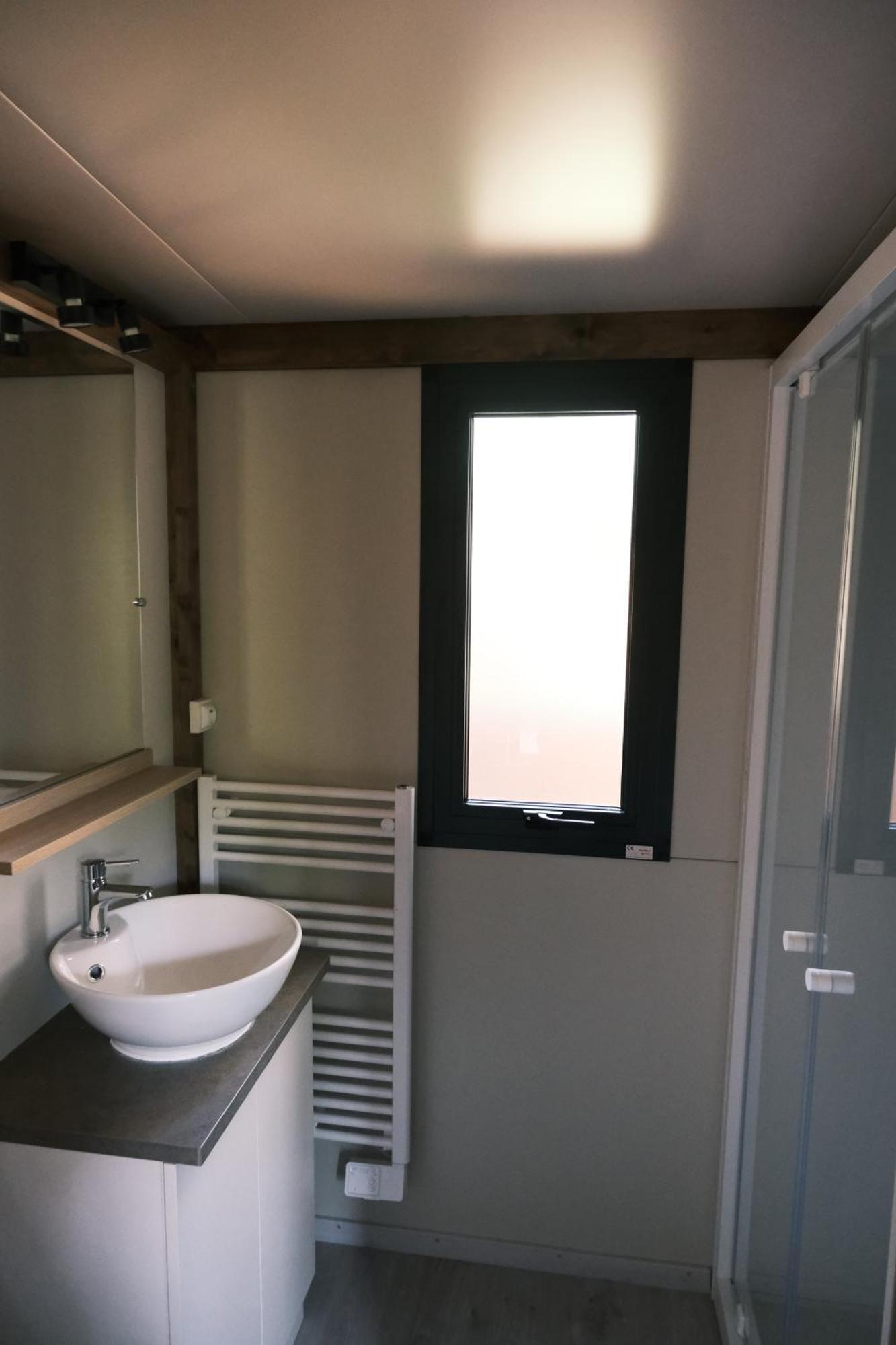 Lodge Avec Spa Privatif - Foret Et Lac Liginiac Bagian luar foto